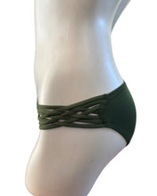 Scoop w/ Side Strings Sage